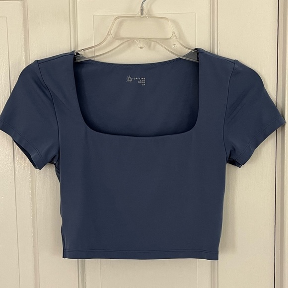 Offline by Aerie Crop Top Shelf Bra Small Activewear Athleisure Short Sleeve - Picture 1 of 7